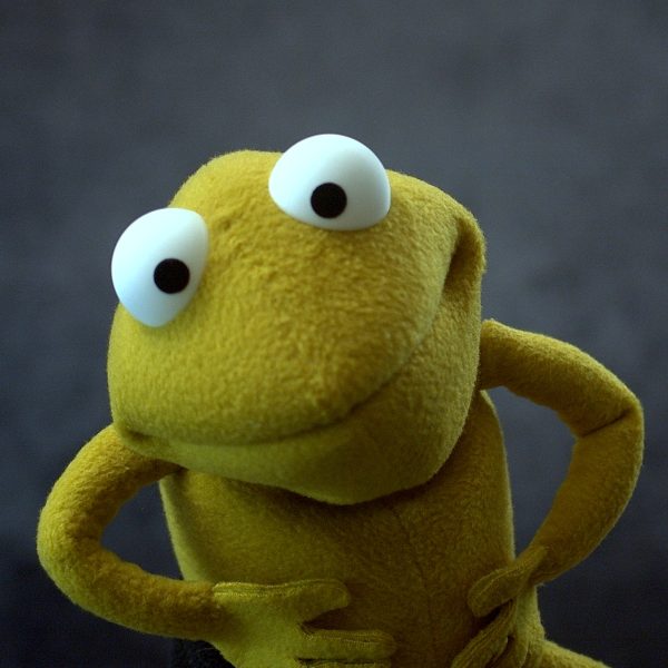 Still 2026-05-01 090007_1.2.5 Legally Distinct Celebrity Nephew Amphibian (retro colours)