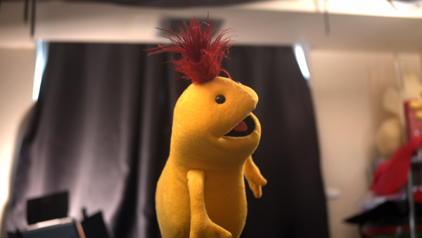 untitled-f000240 Yellow Smol Hand Puppet (Custom)