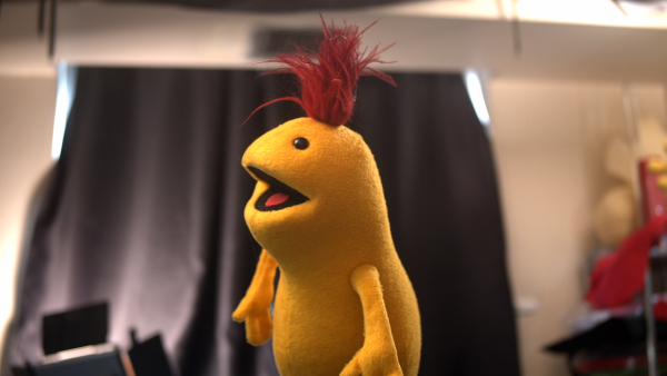 untitled-f000285 Yellow Smol Hand Puppet (Custom)